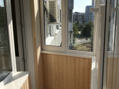 Обшивка балкона под ключ